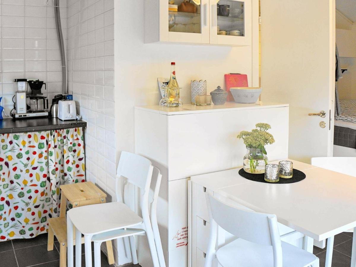4 Person Holiday Home In Sk Rhamn Skärhamn Quarto foto